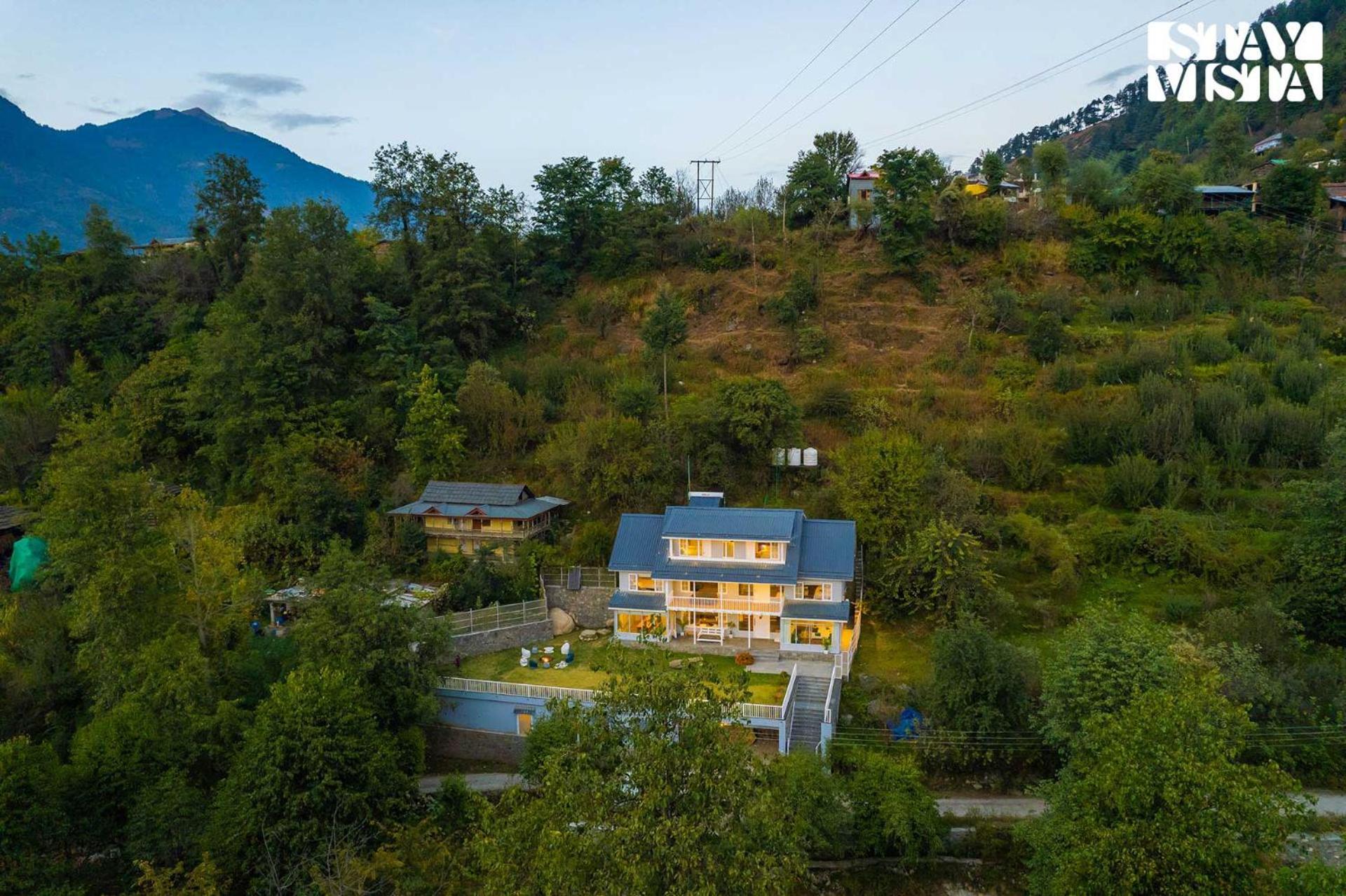 Stayvista At Riverside Symphony Manāli Exterior foto